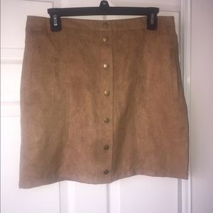 Brown straight skirt